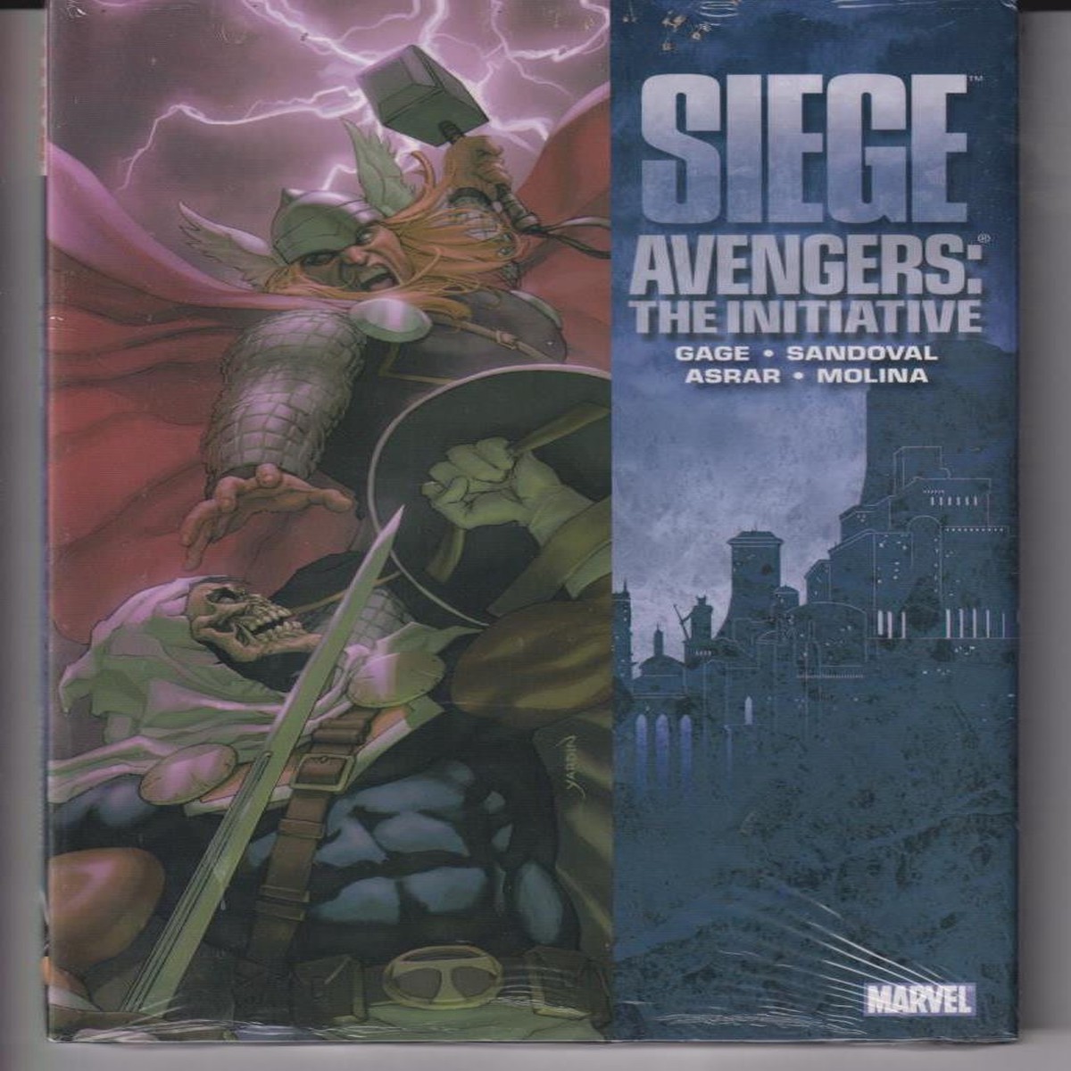 SIEGE AVENGERS INITIATIVE PREM HC "NEW UNREAD"